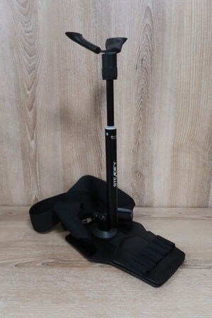 Steadify Pin your target Worn on belt