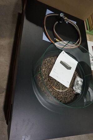 Larvik rektangulær ildbord med rund glas - sort 