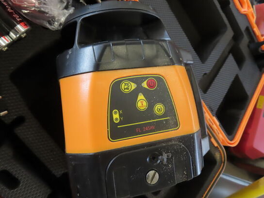 Rotationslaser med stativ og målepind