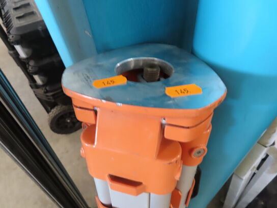 Rotationslaser med stativ og målepind