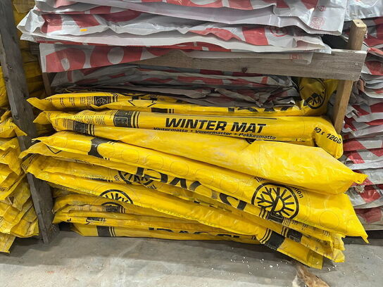 1 Palle med RockWool og Isover Vinter måtter