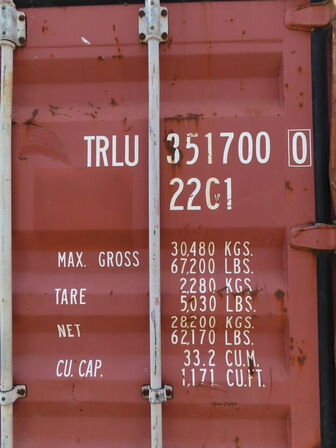 20" skibscontainer med indhold