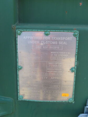 20" skibscontainer med indhold