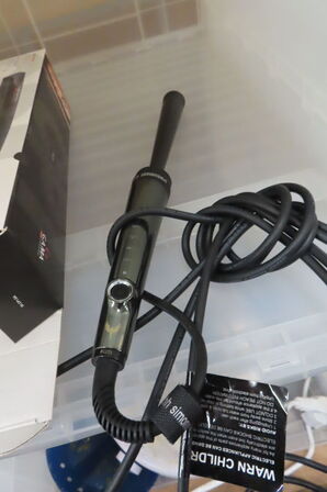 Krøllejern, fladejern samt hårtørrer