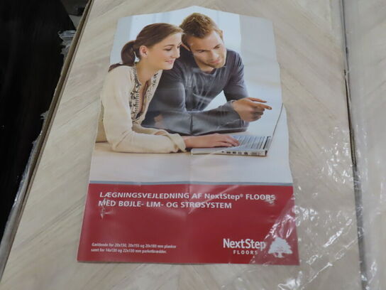 66 kvm. Laminatgulv - Sildebensmønster