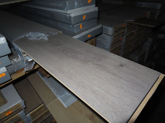 19 kvm. Laminatgulv - Oak Bari Grey