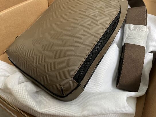 Sling taske MONTBLANC Extreme 3.0 noisette MB220243