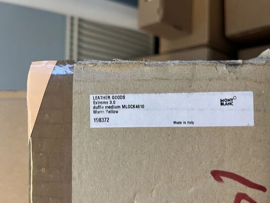 Dufflebag MONTBLANC Extreme 3.0 medium MLOCK 4810 Warm yellow