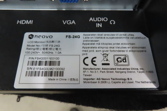 2 stk. Computerskærme samt dobbelt skærmholder