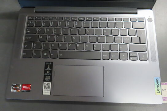 Bærbar computer LENOVO IDEAPAD