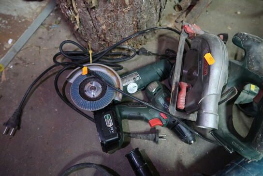 Vinkelsliber MAKITA GA9020R, rundsav, stiksav m.m.