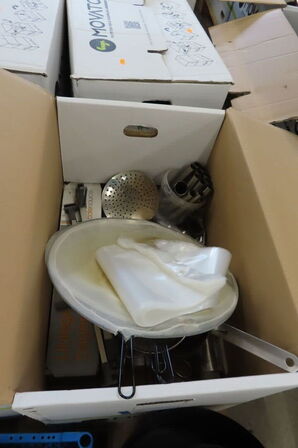 Diverse køkkenartikler