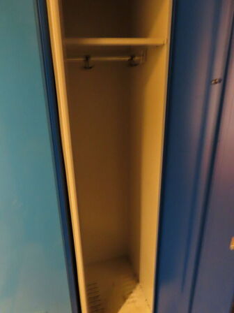 2 stk. manskabsskabe