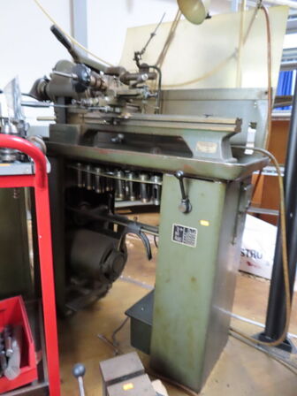 Drejebænk, SCHAUBLIN TP-32 med stangføder