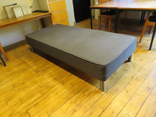 Tøm rummet for løsdele