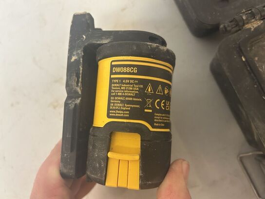 DEWALT Krydslinjelaser DW088CG