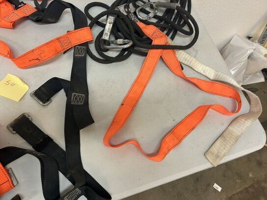 Sikkerhedsudstyr til arbejde på tag mm.