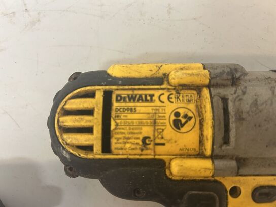 DEWALT Slagnøgle DCF901 & DEWALT Boremaskine DCD985