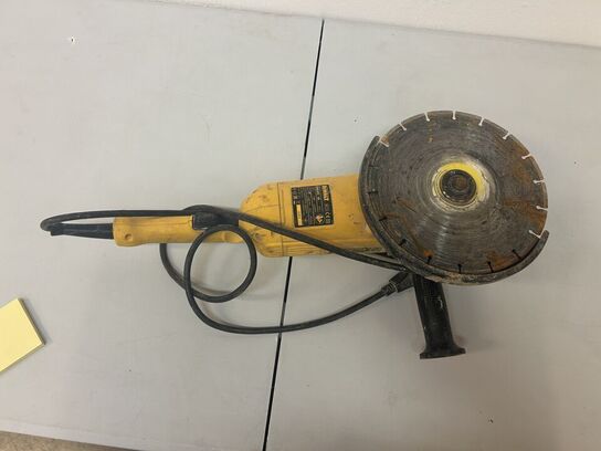 DEWALT Vinkelsliber DWE492