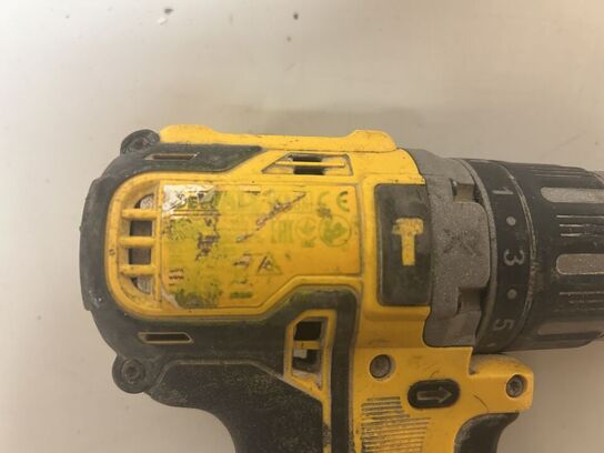DEWALT Stiksav DCS331 & Skruemaskine (ukendt model)