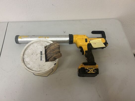 DEWALT Fugepistol DCE580 med fugepinde