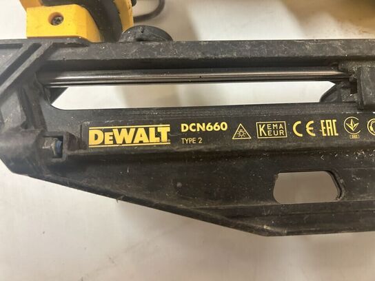 DEWALT Dykkerpistol DCN660