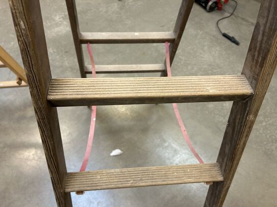 Jumbo stiger, 3 stk, massiv træ med rillede trin