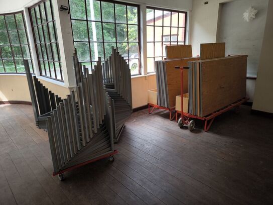 Diverse borde, bordstel samt vogne 