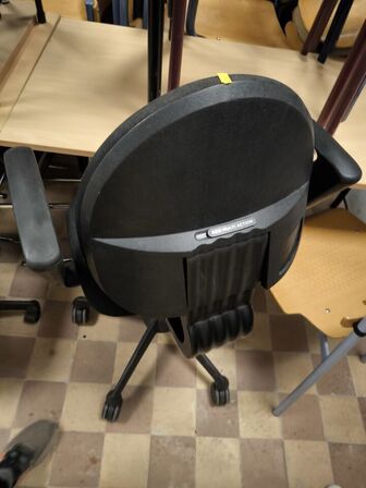 Diverse borde, stole m.v. 