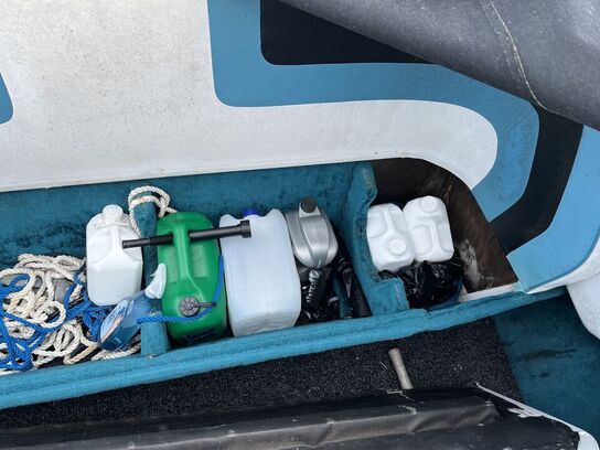 Båd GALAXIE CUDDY CABIN, årgang 1992