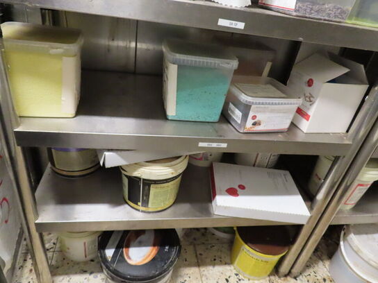 5 stk. reoler med indhold