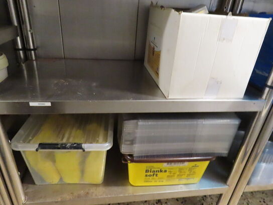 5 stk. reoler med indhold