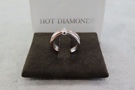 Hot Diamonds Sølv- og Guldtonet Ring med Sten