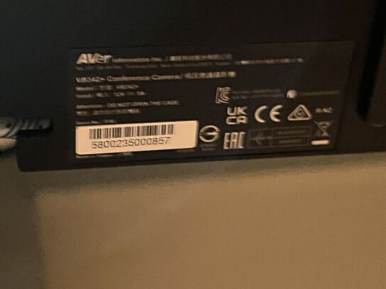 65" LG 65UT640S0ZA TV m. Aver VB342 konferencesystem