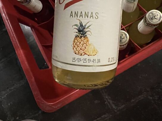 2 ks. FREM ananas (OBS: gået på dato)