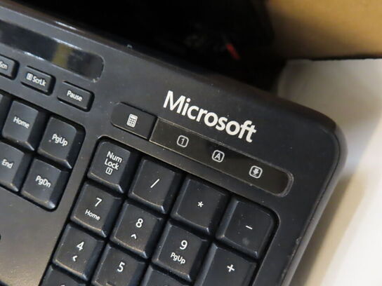 Kasse med blandede Tasteturere og mus, LENOVO, LOGITECH, HP