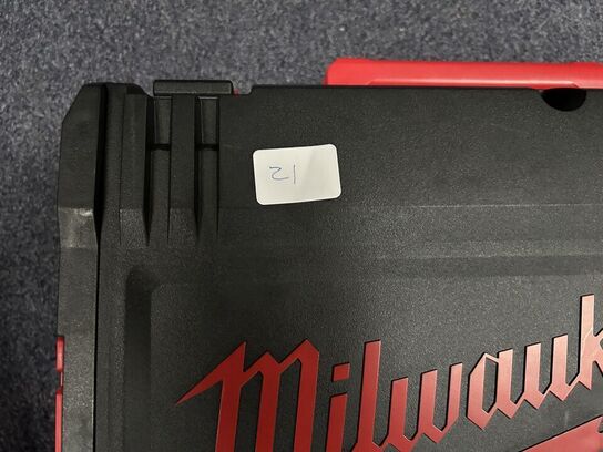 MILWAUKEE Klammepistol M18 FNCS18GS-0X