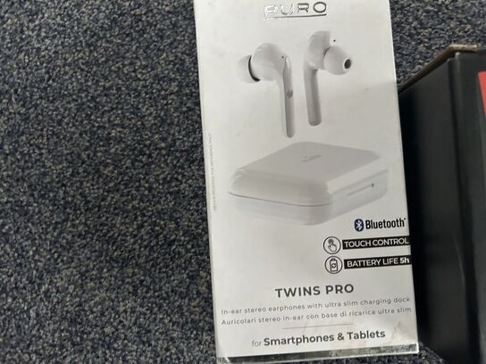 MARELD ladestation samt PURO høretelefoner