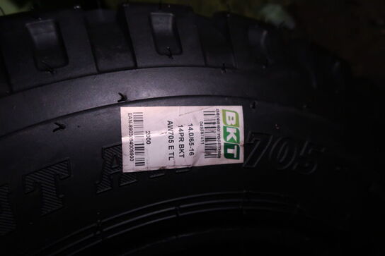 Div. Dæk, slanger, reservedele m.m.