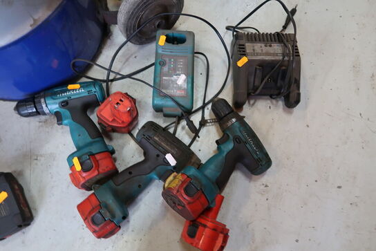 3 stk. akku håndværktøj MAKITA med 5 stk. batterier og lader