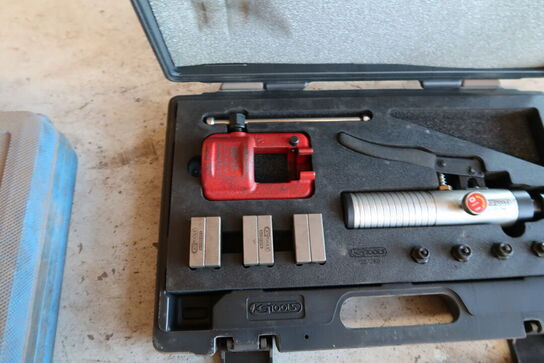 4 kasser med specialværktøj KS TOOLS m.fl.