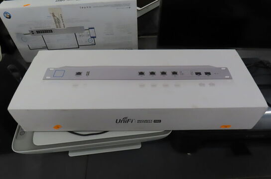 Security gateway UNIFI