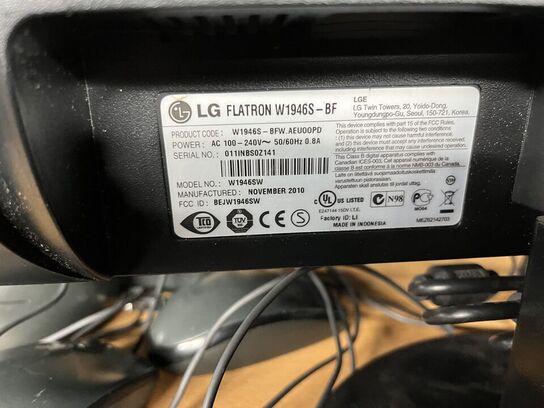 4 stk. 19" PC skærme LG  W1946S inkl. NComputing enhed