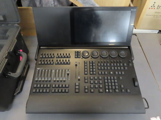 Lyspult - MA LIGHTNING - GrandMA3 Compact i PELI case