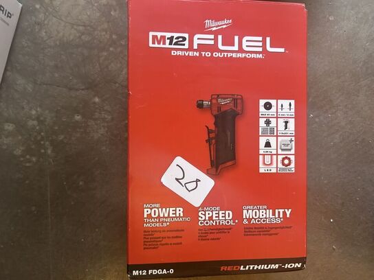 MILWAUKEE Vinklet ligesliber M12 FDGA-0