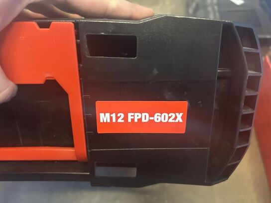 Milwaukee skruemaskine M12 FPD-602X