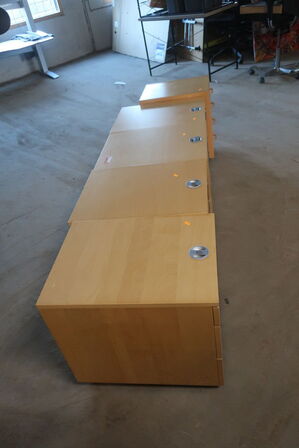 5 stk. Skrivbordsmoduler