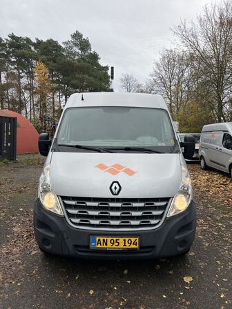 Varebil RENAULT MASTER 2.3 dCi 125 hk