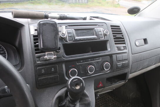 Varebil VOLKSWAGWEN transporter kasseveogn 2,0 tdi