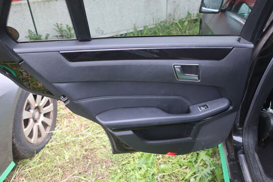 Personbil MERCEDES E220 Bluetec diesel (momsfri) (uden afgift)